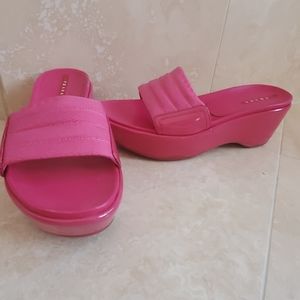 Prada sandals size 7